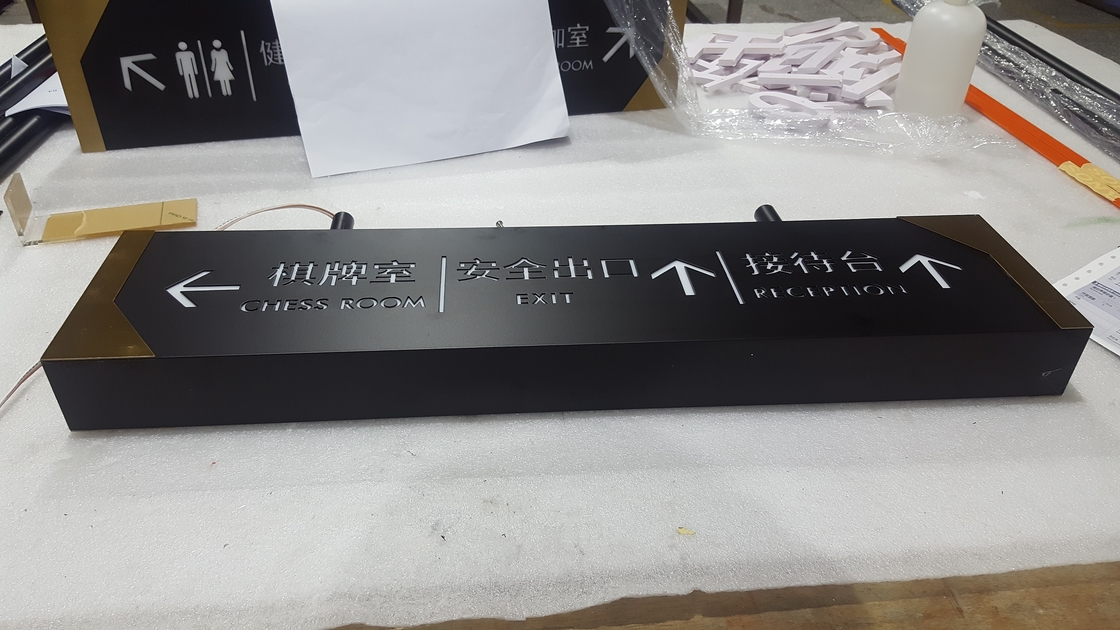 Illuminated Outdoor LED Light Box Sign 4500K White 1650*380mm